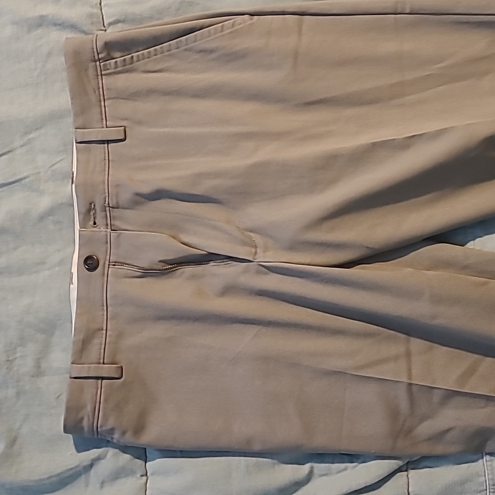 34x34 dockers khakis